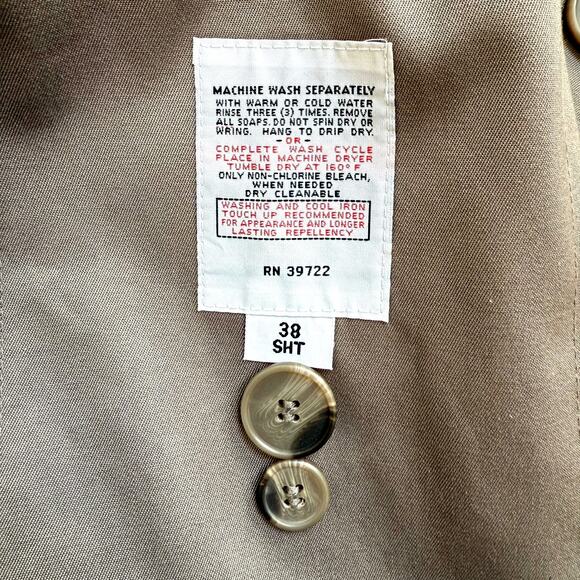 VTG London Fog Towne Trench Coat Mens 38 Short Khaki Brown Belted Lined Classic - Picture 3 of 9